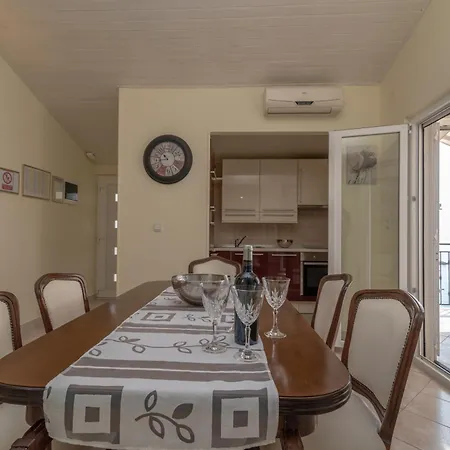 Apartment By The Sea Rastici, Ciovo - 5233 Trogir